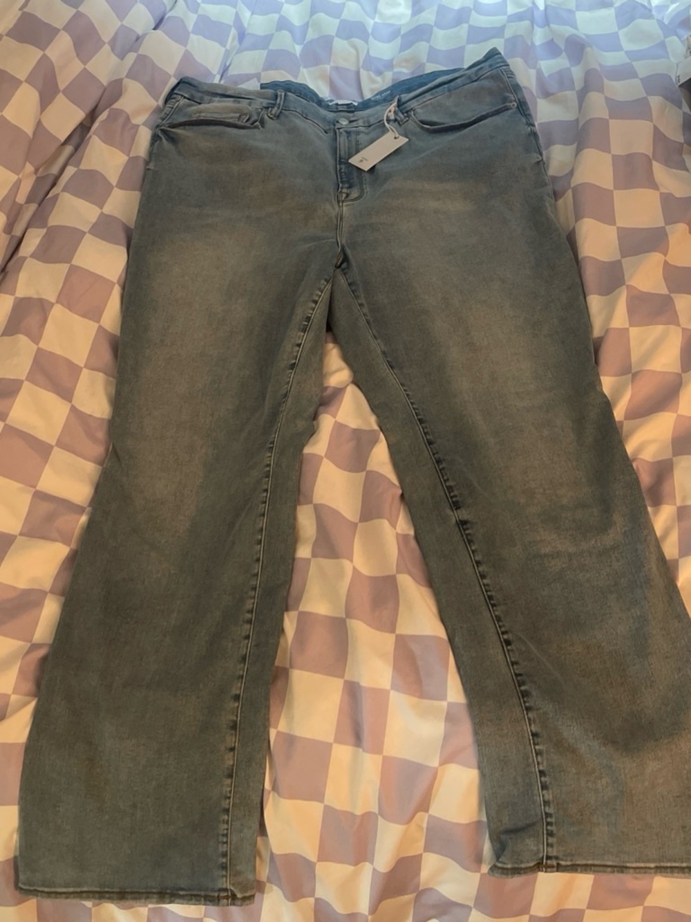 Good American Straight-Leg Jeans in Washed Blue